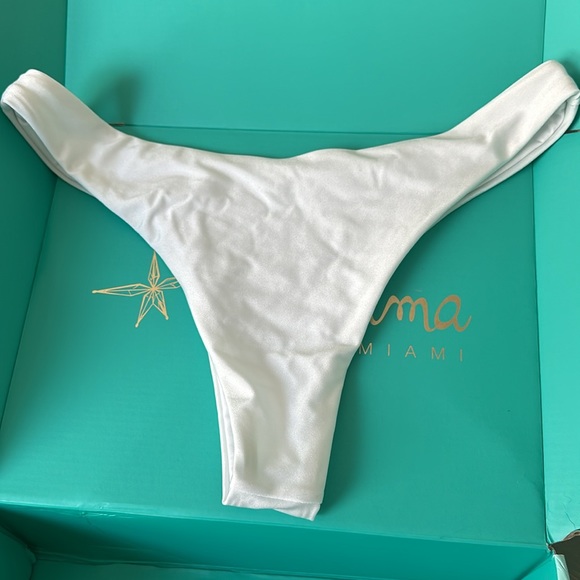 Bikini high rise bottom - Picture 2 of 2